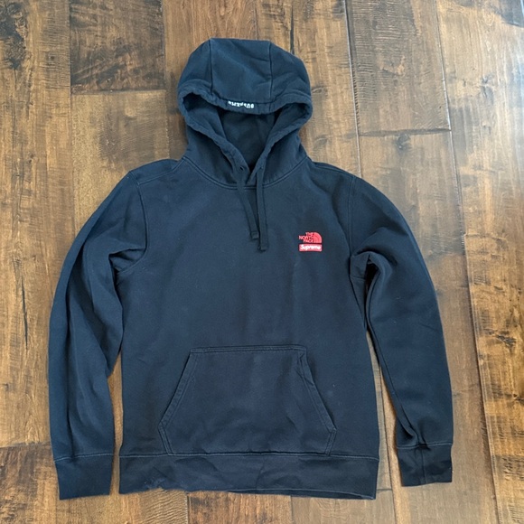Supreme x The North Face Statue of Liberty Hoodie